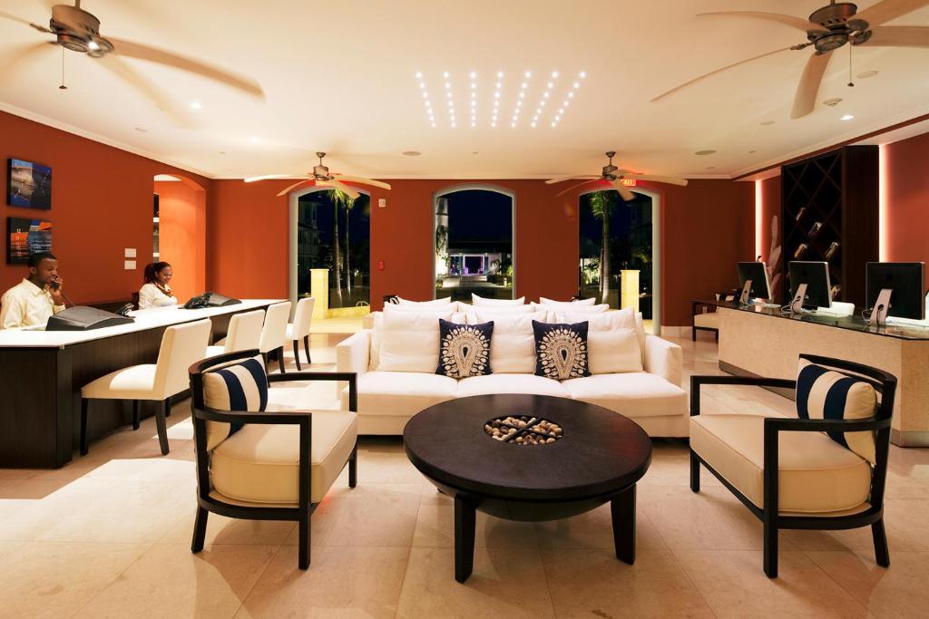 The Veranda Resort And Residences Grace Bay Esterno foto