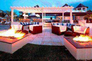 The Veranda Resort And Residences Grace Bay Esterno foto